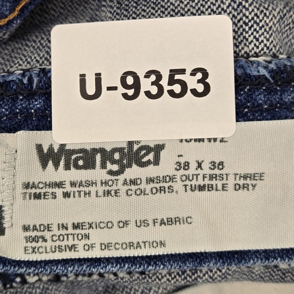 Wrangler Men Jeans 38X36 Blue Denim Cowboy Cut Classic Button 34" Inseam - Picture 2 of 10